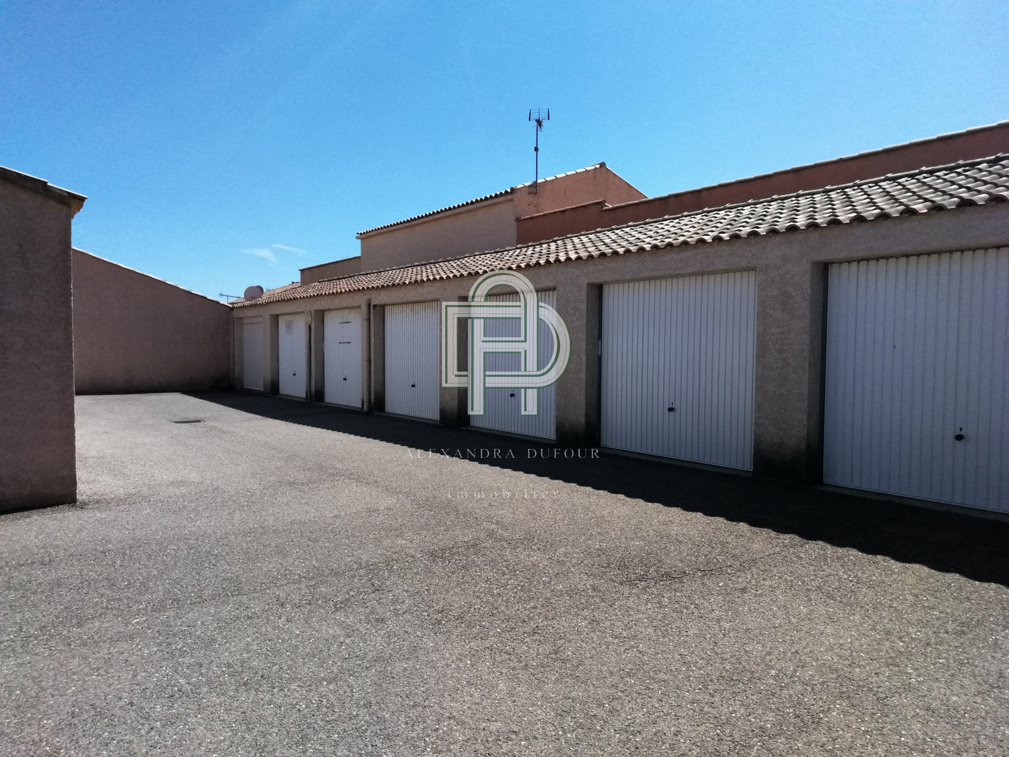 vente GRUISSAN RIVE GAUCHE GARAGE DANS RÉSIDENCE SECURISEE